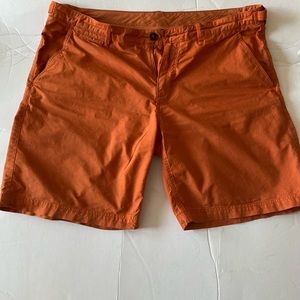 Burberry short pants size 38